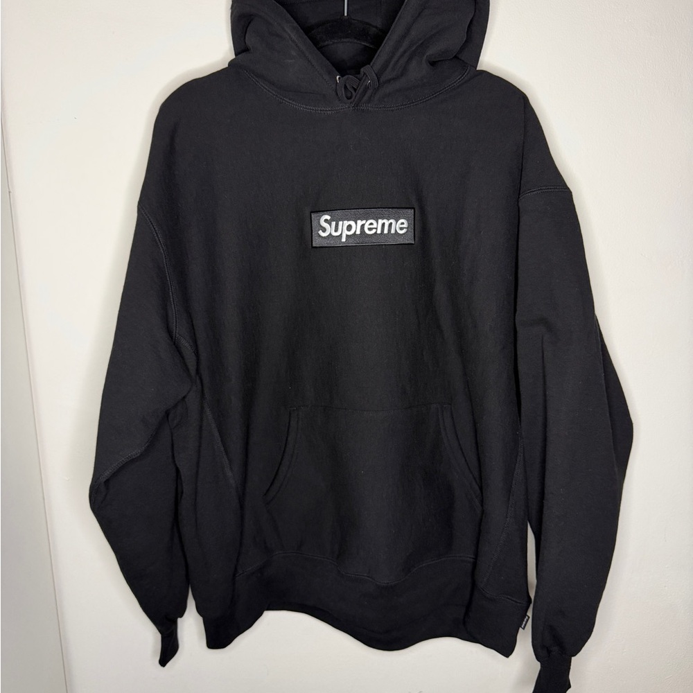 Supreme Classic Black Hoodie